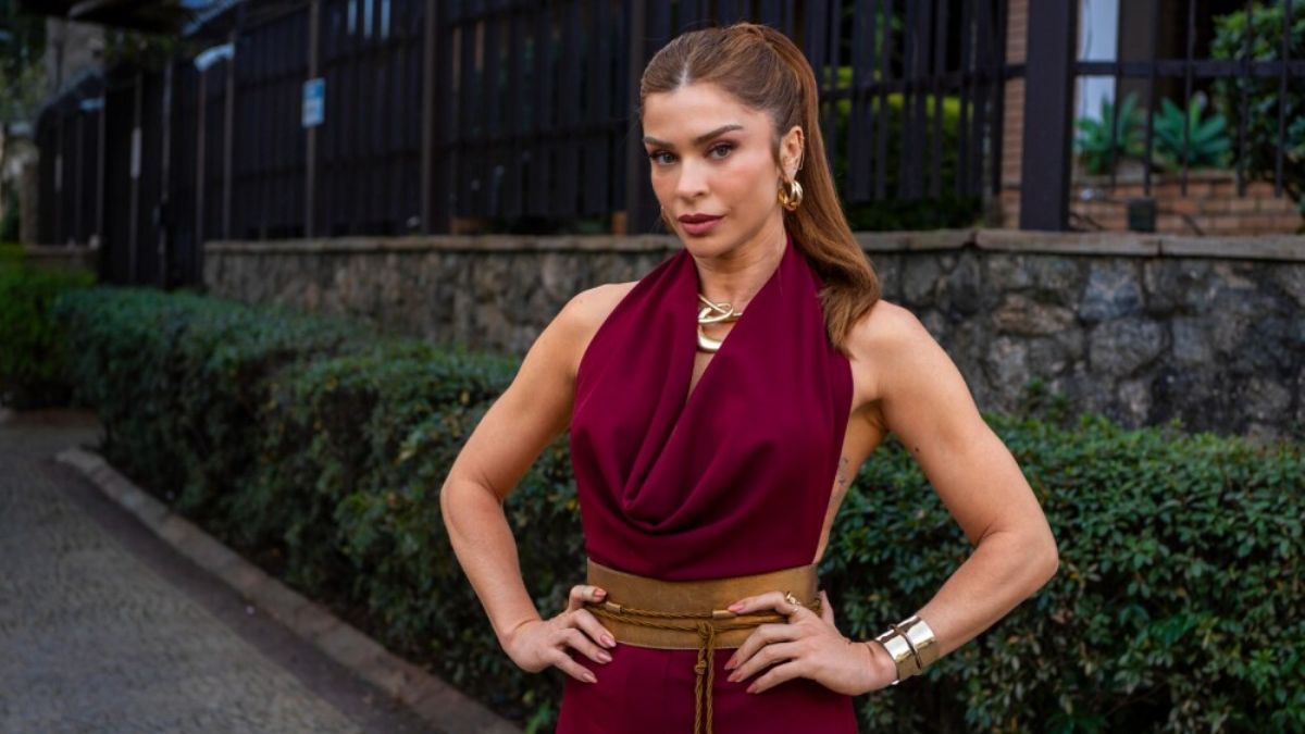 Arminda (Grazi Massafera) em 'Três Graças'