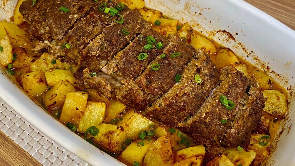 Rocambole de carne moída é uma opção mais elaborada e gostosa para compor a ceia de Natal (Pexels)