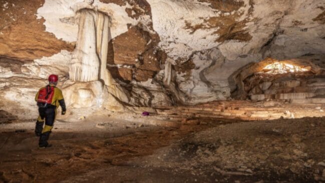 A nova gruta destaca o valor geológico da região recém-reconhecida como Patrimônio Mundial Natural.