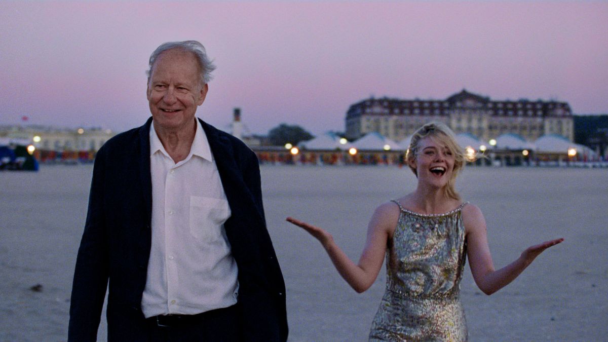 A produção conta com um elenco de peso com nomes como Stellan Skarsgård e Elle Fanning (Kasper Tuxen/MUBI/Retrato Filmes)