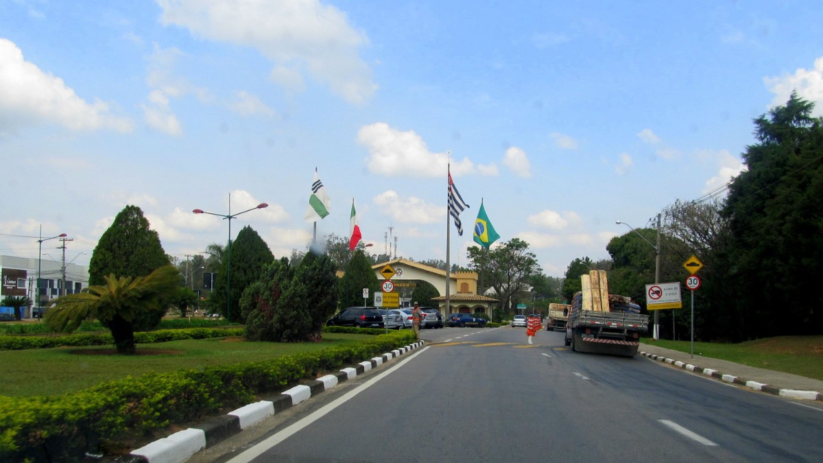 O portal da cidade / enioprado/Wikimedia Commons