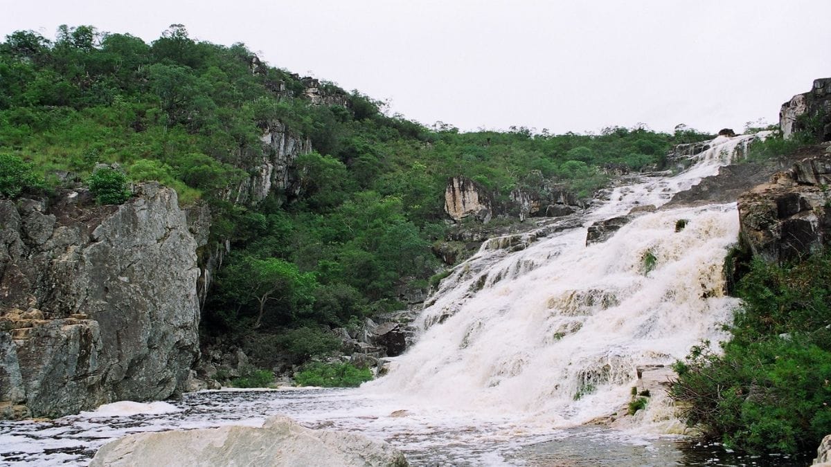 Céu aberto, campos rupestres e rios que desenham o caminho: Buenópolis é o refúgio perfeito para quem ama natureza de verdade / Reprodução/minasgerais.com.br