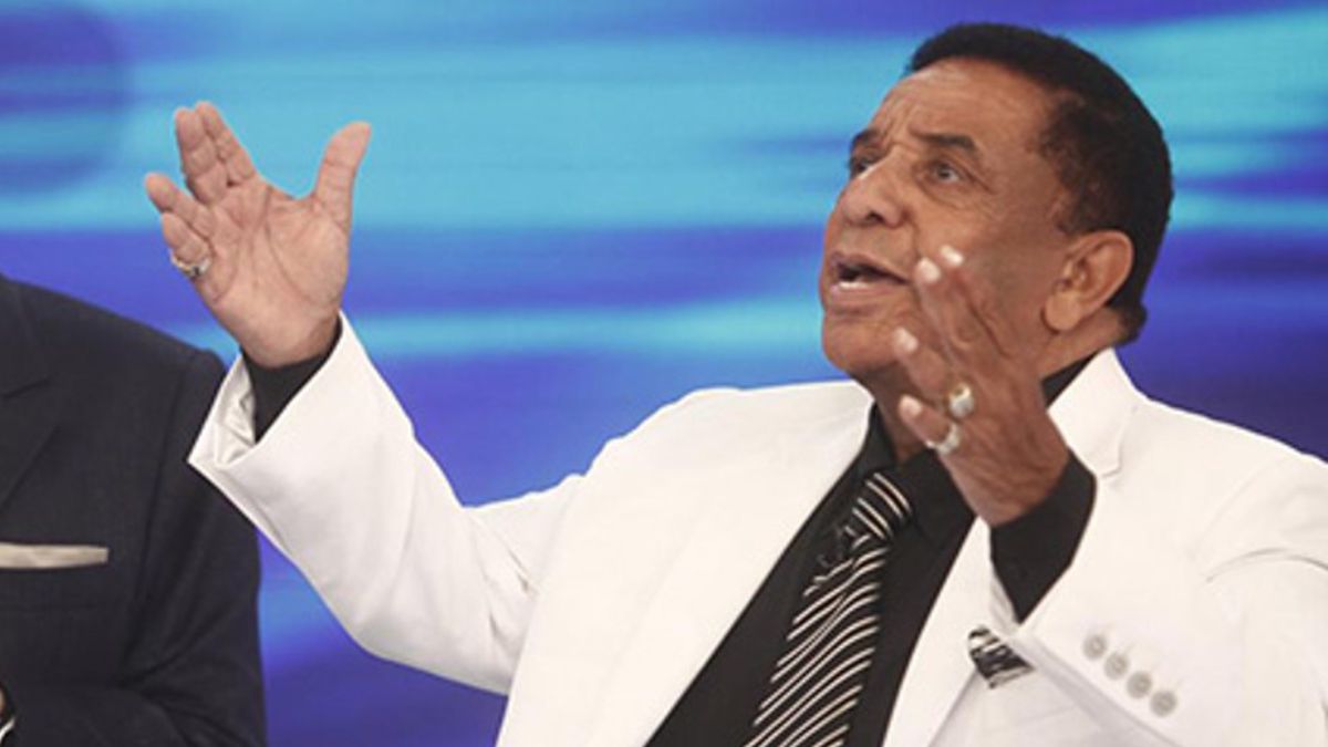 O cantor Agnaldo Timóteo (1936-2021) morreu deixando um vasto patrimônio, incluindo apartamentos e uma mansão na Barra da Tijuca, no Rio de Janeiro. A disputa pela herança fez com que o imóvel fosse invadido e se deteriorasse rapidamente/Reprodução/SBT