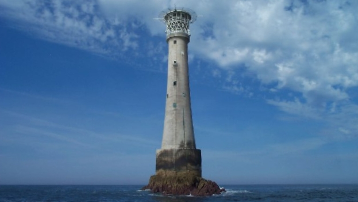 Faroleiros viveram meses inteiros confinados na estrutura