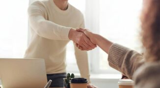 Além de oferecer salários acima da média nacional, a Vale disponibiliza benefícios considerados atrativos para seus colaboradores