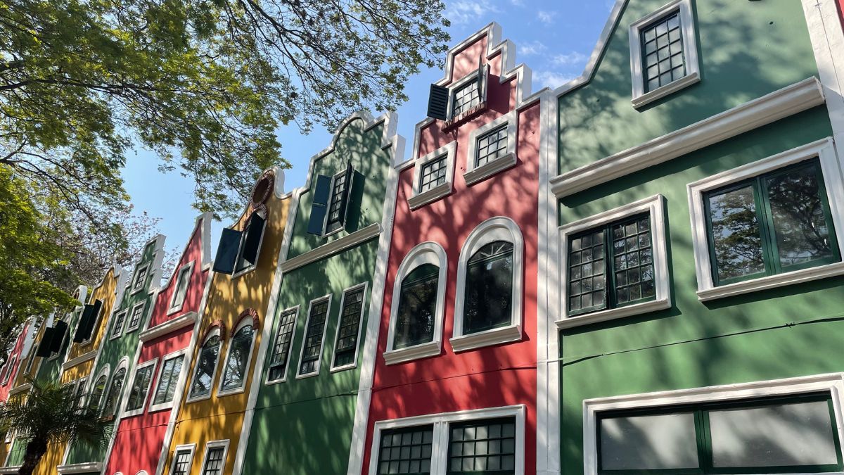 Holambra, a capital nacional das flores, preserva nas ruas, na arquitetura e nos sobrenomes a herança deixada pelos imigrantes holandeses que ajudaram a formar a cidade