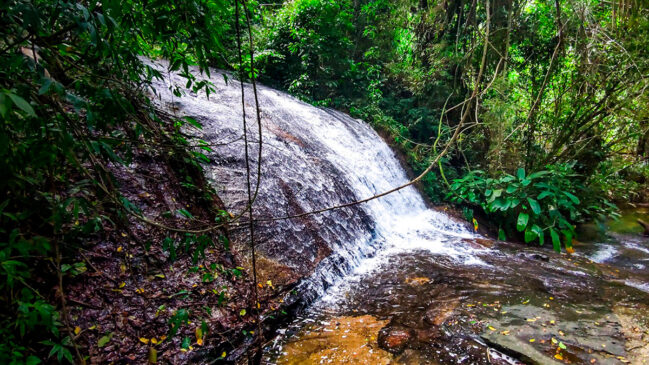 Localizada no litoral norte de São Paulo, Ilhabela é o maior arquipélago marítimo habitado do Brasil
