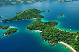 Angra dos Reis é um daqueles destinos que fazem qualquer viajante repensar a própria lista de lugares paradisíacos