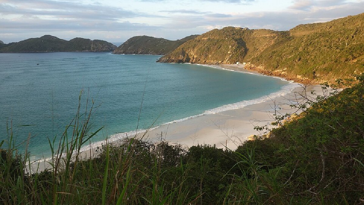 As lindas praias dessa cidade atraem turistas de todo o Brasil