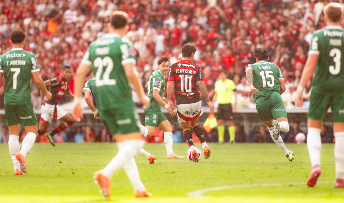 Cada um deles soma três títulos da competição, e a única final entre os times até agora ocorreu em 2021, quando o Palmeiras venceu o rival