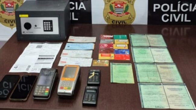 A Polícia Civil desmantelou uma quadrilha que movimentou mais de R$ 3 milhões em golpes virtuais