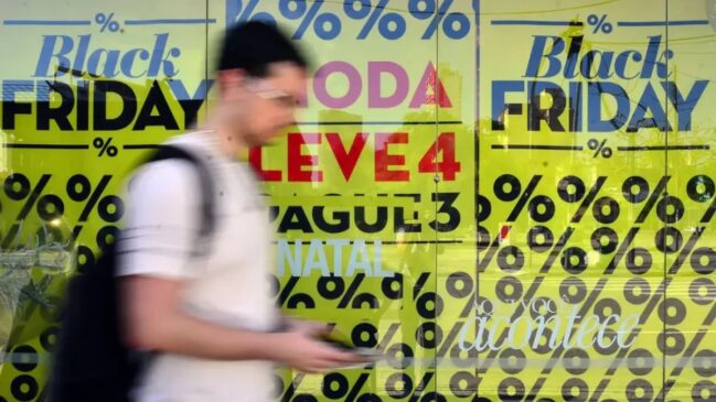 Iniciativas buscam orientar consumidores durante o período de compras, reforçando direitos, ampliando a conscientização e garantindo atendimento ágil para reduzir problemas recorrentes