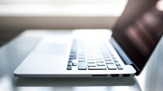Queda de servidor da nuvem acabou afetando diversos sites pelo mundo