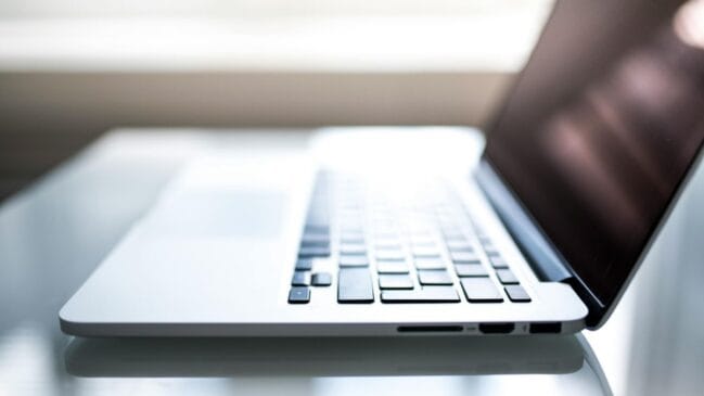 Queda de servidor da nuvem acabou afetando diversos sites pelo mundo