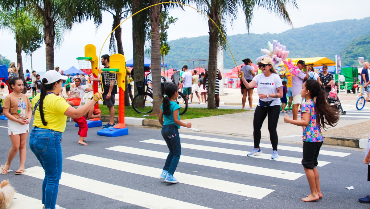A ação da Prefeitura transforma o espaço público em um grande ponto de convivência e diversão
