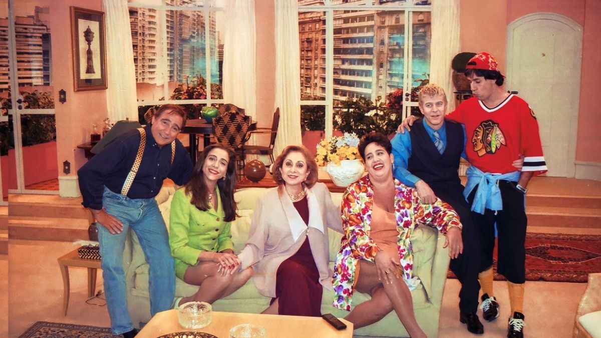 A série reuniu um elenco de estrelas, incluindo Aracy Balabanian, Marisa Orth, Tom Cavalcante, Cláudia Jimenez e Miguel Falabella, interpretando os icônicos moradores do apartamento no Largo do Arouche/Globoplay