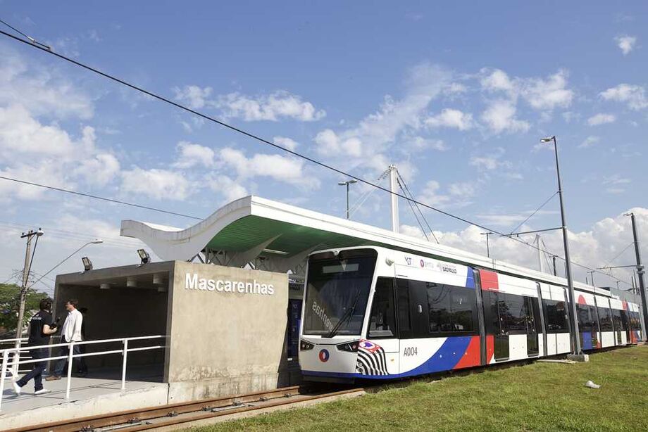 Expansão do VLT promete viagens mais rápidas e maior conforto para os passageiros