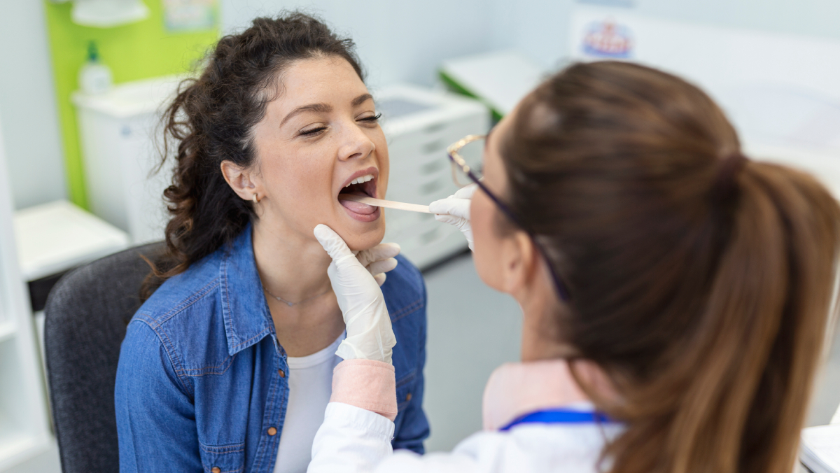 Os atendimentos serão realizados por cirurgiões-dentistas