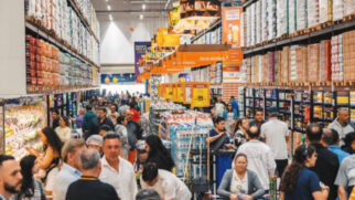 A estrutura foi pensada para proporcionar um ambiente agradável e funcional