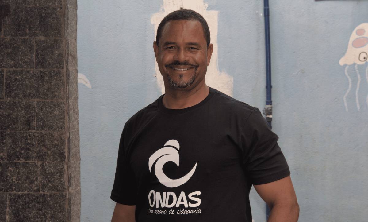 A história do Projeto Ondas está diretamente ligada à trajetória de superação de seu fundador