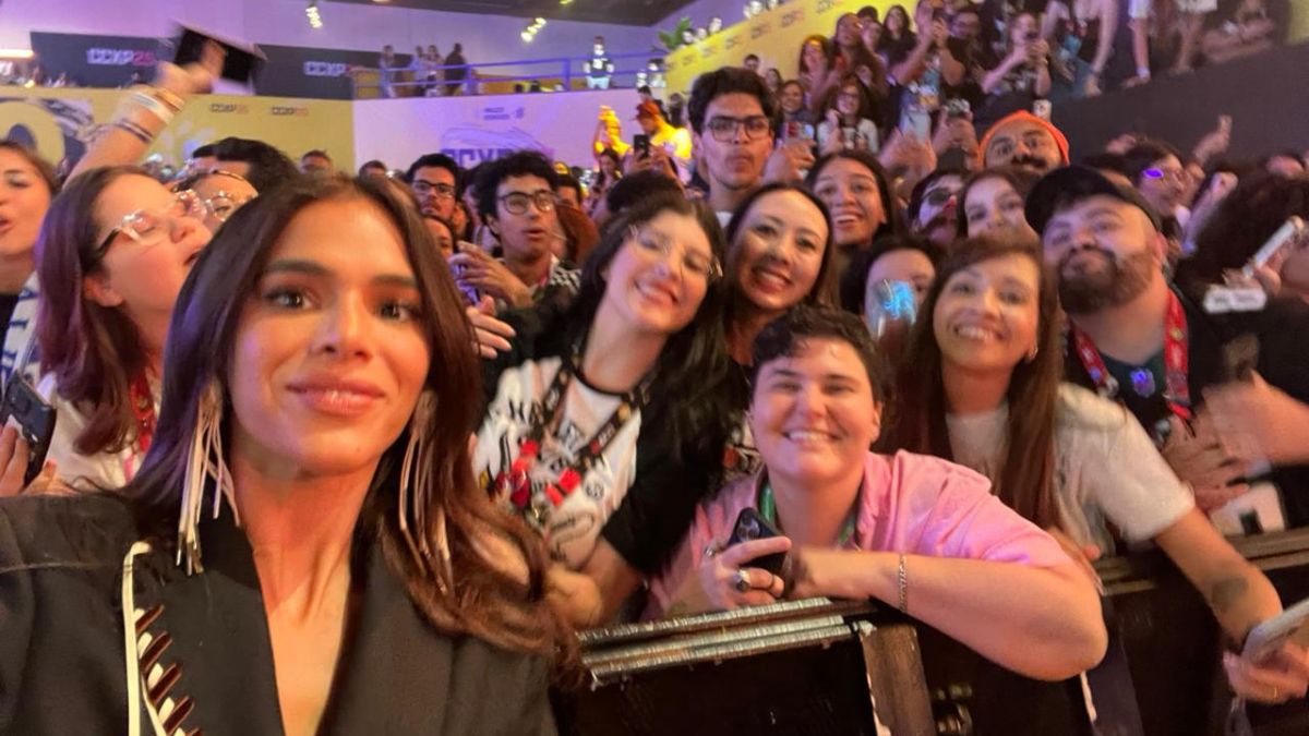 Bruna Marquezine (Umtremgeekso/Instragram/Reprodução)