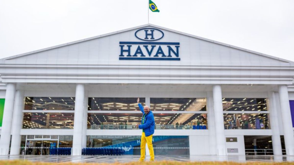 Segundo o próprio Luciano Hang, ele pretende injetar, até dezembro de 2026, mais de R$ 2 milhões na rede e em seu projeto de expansão (Havan/Divulgação)