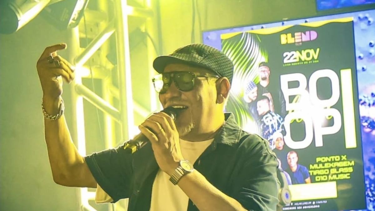 O cantor durante uma apresentação, em imagem registrada antes da internação/ Reprodução Instagram/@chrigoroficial