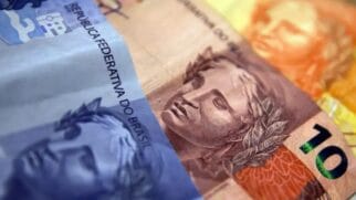 As cédulas da segunda família, lançadas a partir de 2010, permanecerão em circulação