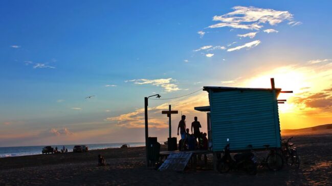 Balneário San Cayetano é um paraíso rústico onde a civilização parece ter feito uma pausa