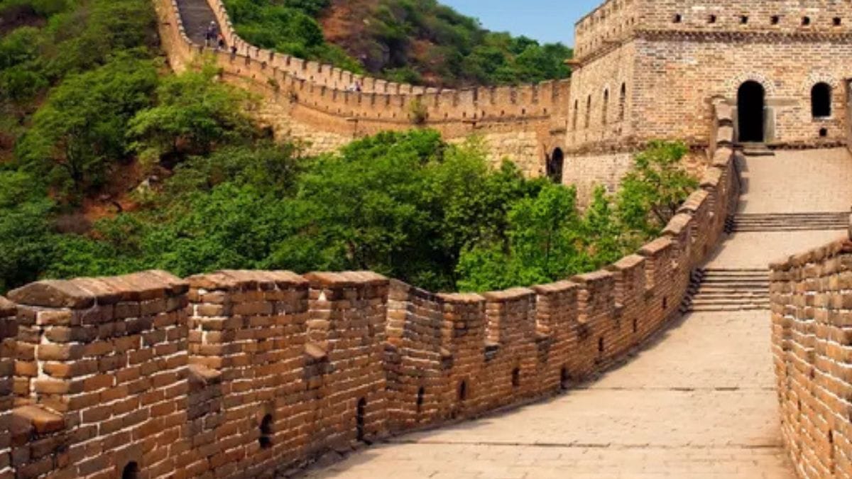 Destinos emergentes ganham força, como China (alta de 160%) e países do Norte europeu, procurados por experiências culturais e de inverno. /SHUTTERSTOCK