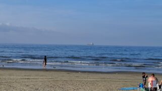 Manhã deste sábado (27) já registra altas temperaturas na Baixada Santista