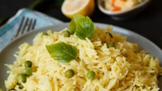 O arroz à piamontese é uma adaptação brasileira do risoto italiano