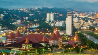 Brusque figura, de forma recorrente, no topo do Anuário Cidades Mais Seguras do Brasil, liderando entre municípios com mais de 100 mil habitantes.