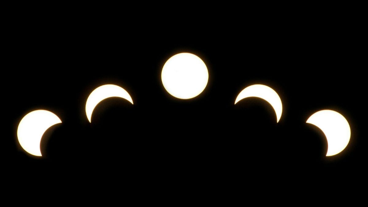 A Lua Cheia ocorre em 4 de dezembro (às 20h14). É o período de maior atração gravitacional, coincidindo com as chamadas marés vivas/Pexels