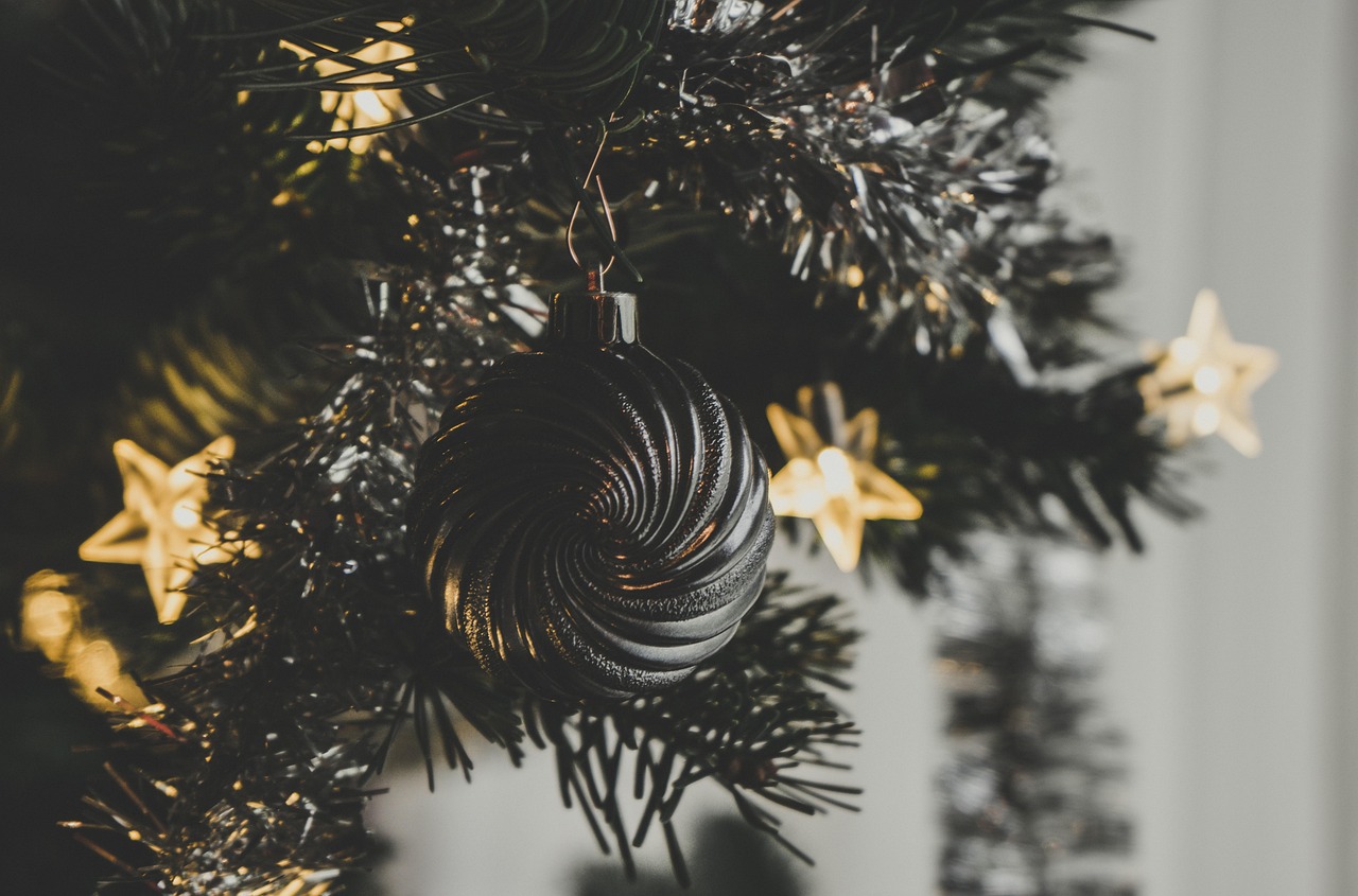 O Natal nem sempre é sinônimo de alegria para muitos, ele reforça pressões e desconfortos. /Pixabay