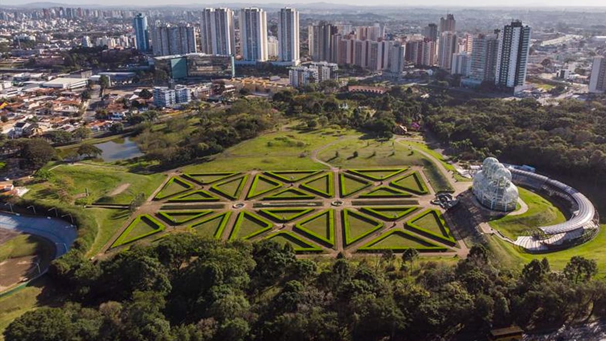 Viver em Curitiba significa morar em uma cidade planejada para as pessoas.
