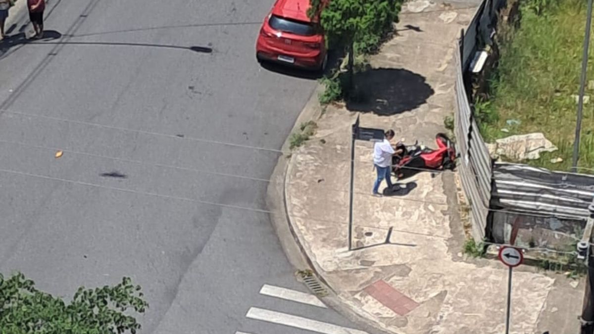Moradores de Santos cobram soluções para cruzamento que acumula acidentes