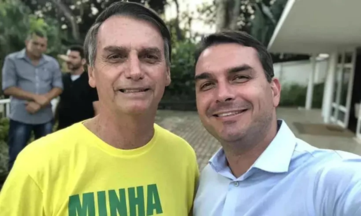 Flávio é o primogênito de Jair Bolsonaro e deve herdar espólio político do pai