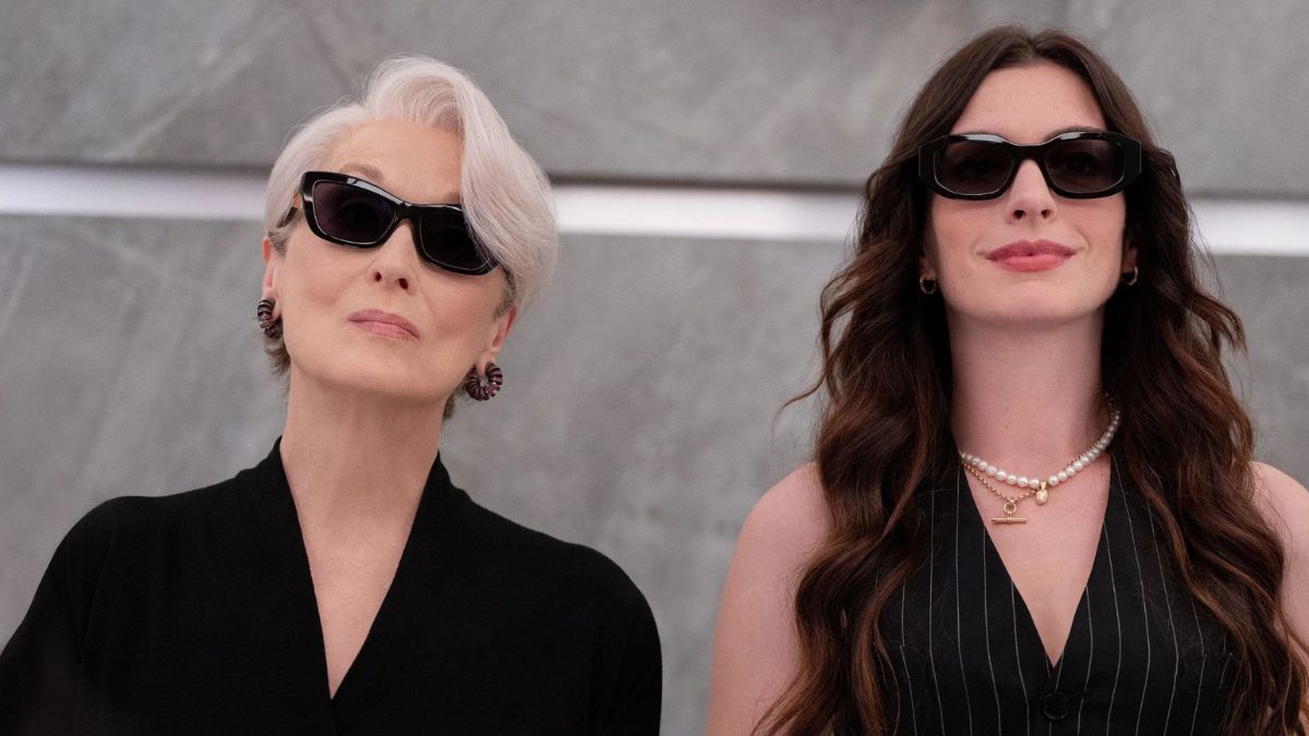 Enquanto o aguardado 'O Diabo Veste Prada 2' estreia nas telonas no dia 30 do mesmo mês (20th Century Studios/Divulgação)
