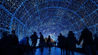 Mais de 4 milhões de LEDs iluminam a cidade / Foto apenas ilustrativa