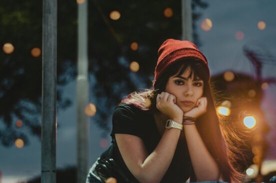 Gray Rocking é um paliativo para lidar com pessoas irritantes ou narcisistas