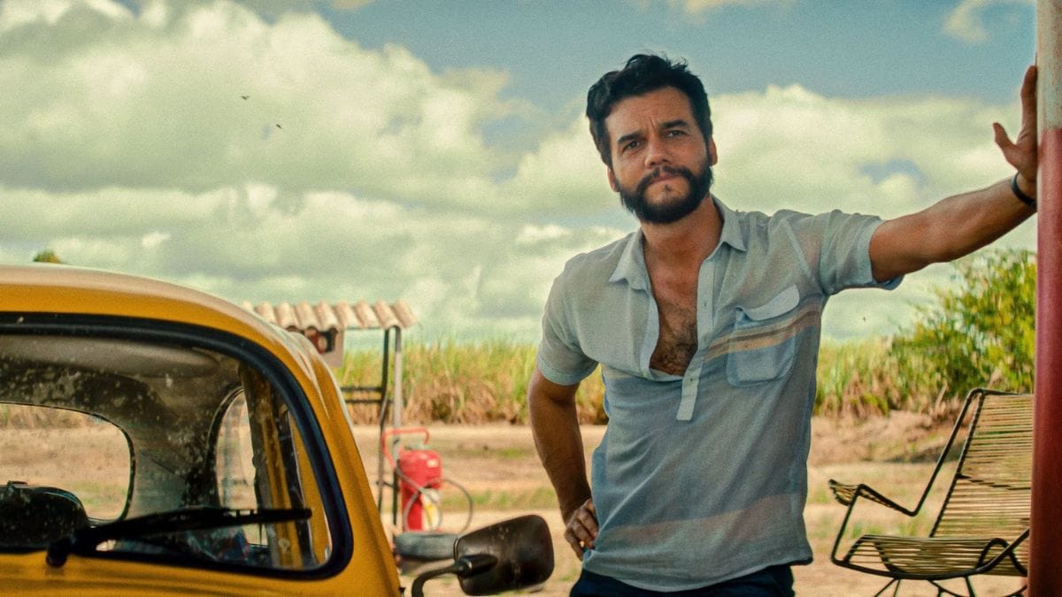 'O Agente Secreto' segue comendo pelas beiradas e hoje está se tornando o maior lançamento brasileiro de 2025 no mundo (Vitrine Filmes/Divulgação)