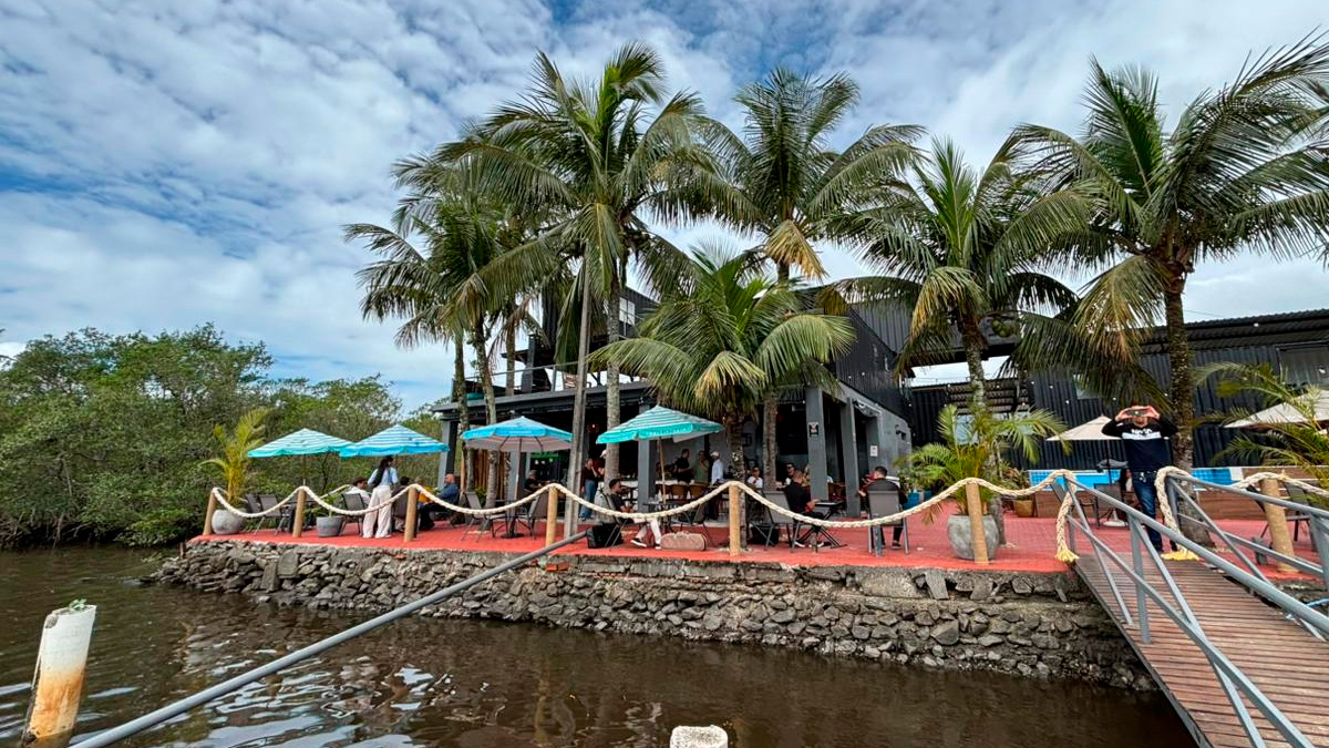 O Pier Club, em Bertioga, entra definitivamente no radar dos grandes eventos do Litoral Paulista com a segunda edição do Pier Music Experience