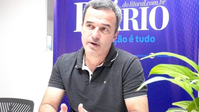 Felipe Bernardo é visto como um dos prefeitos da 'nova geração' na Baixada Santista