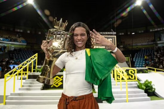 Vitória coloca Rayssa no topo absoluto da temporada e reforça sua hegemonia no skate feminino