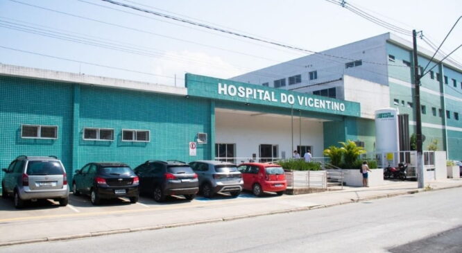 O trabalho envolveu a qualificação de profissionais, ajustes nas unidades de saúde e a preparação da rede para receber equipes de residentes