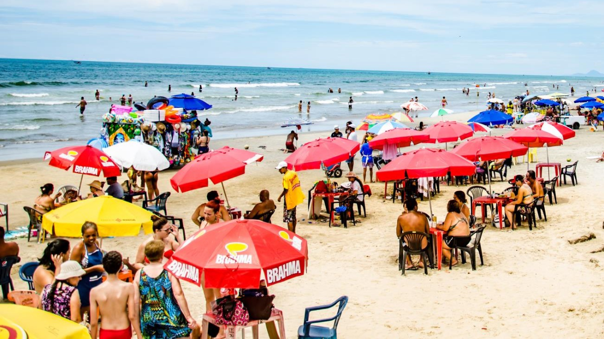 A Secretaria de Saúde do município emitiu um alerta sobre a proliferação de vírus e bactérias