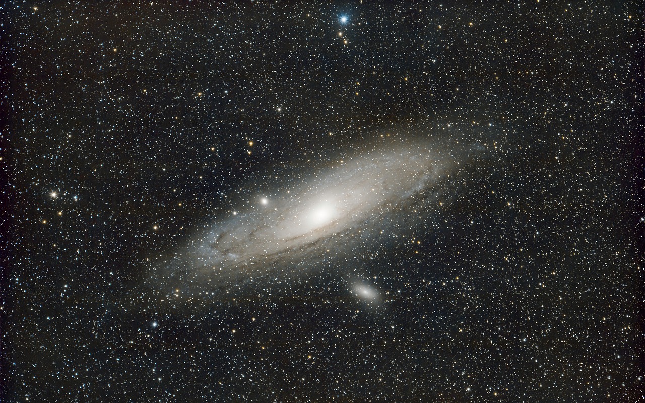 Telescópio James Webb confirma explosão estelar ocorrida quando o cosmos tinha apenas 5% da idade atual