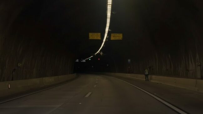O túnel tem quase 6 km de extensão e causa uma sensação claustrofóbica