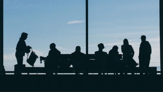 Já os passaportes emitidos para adultos têm validade de até dez anos e, em condições normais, podem ser renovados